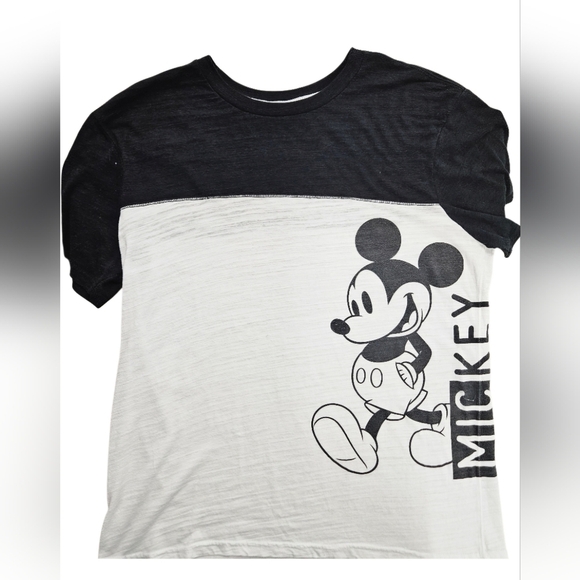 0032 Disney Mickey Mouse 28 Graphic Tee Short Sleeve Black White Size Small - Picture 3 of 11
